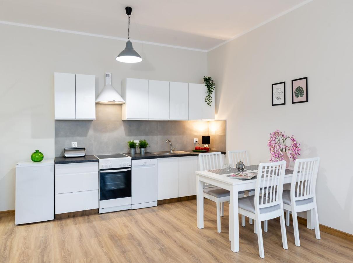 Lucky Place Basic Bielsko-Biała Ngoại thất bức ảnh